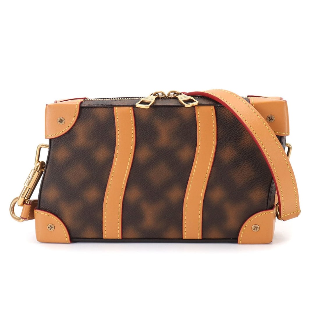 Louis Vuitton Soft Trunk, This Is Not, Monogram Shoulder Handbag, Brown, M81580, RFID.: --- Catalog ---Category: SizeWeight: 500g / 1.1lb.Size (HxWxD): 13cm x 22.5cm x 4.5cm / 5.11'' x 8.85'' x 1.77''Strap Length: 103cm - 124cm / 40.55'' - 48.81''Category: DesignType: Handbag, Shoulder b