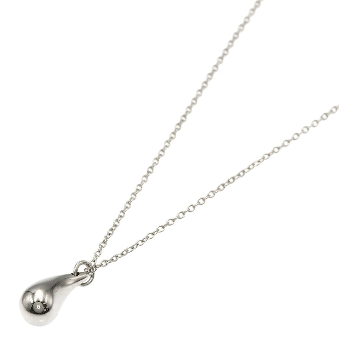 Tiffany & Co. Teardrop Necklace, Silver, Women's.: --- Catalog ---Category: SizePendant Size: 12.1mm x 5.4mm / 0.47'' x 0.21''Neck Circumference: 46 cm / 18.11''Category: DesignGender: WomenMaterial: SilverNecklace Type: NecklaceCategory: GeneralBrand