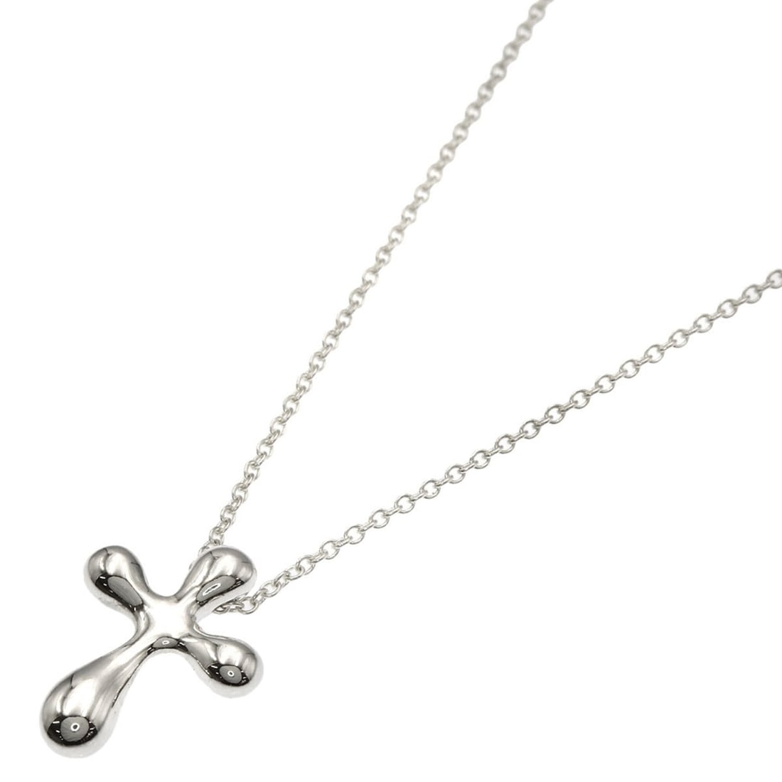 Tiffany & Co. Small Cross Necklace, Silver, Women's.: --- Catalog ---Category: SizePendant Size: 15.7mm x 11.7mm / 0.61'' x 0.46''Neck Circumference: 42 cm / 16.53''Category: DesignGender: WomenMaterial: SilverNecklace Type: NecklaceCategory: GeneralBran