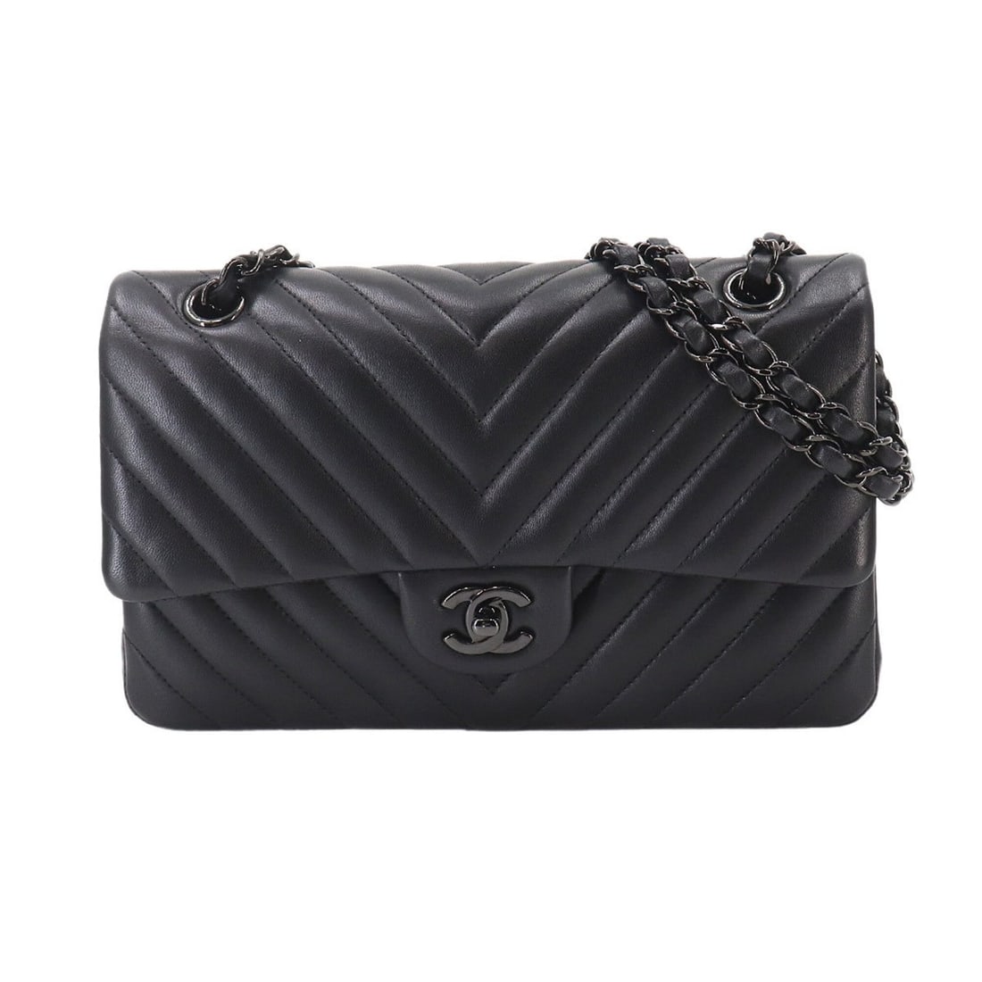 Chanel Chevron V-stitch Chain Shoulder Handbag, Lambskin, Black, A01112, Black Hardware, Bag: --- Catalog ---Category: SizeWeight: 600g / 1.32lb.Size (HxWxD): 15cm x 25cm x 6.5cm / 5.9'' x 9.84'' x 2.55''Strap Length: 54cm - 90cm / 21.25'' - 35.43''Category: DesignType: Handbag, Shoulder bagCo