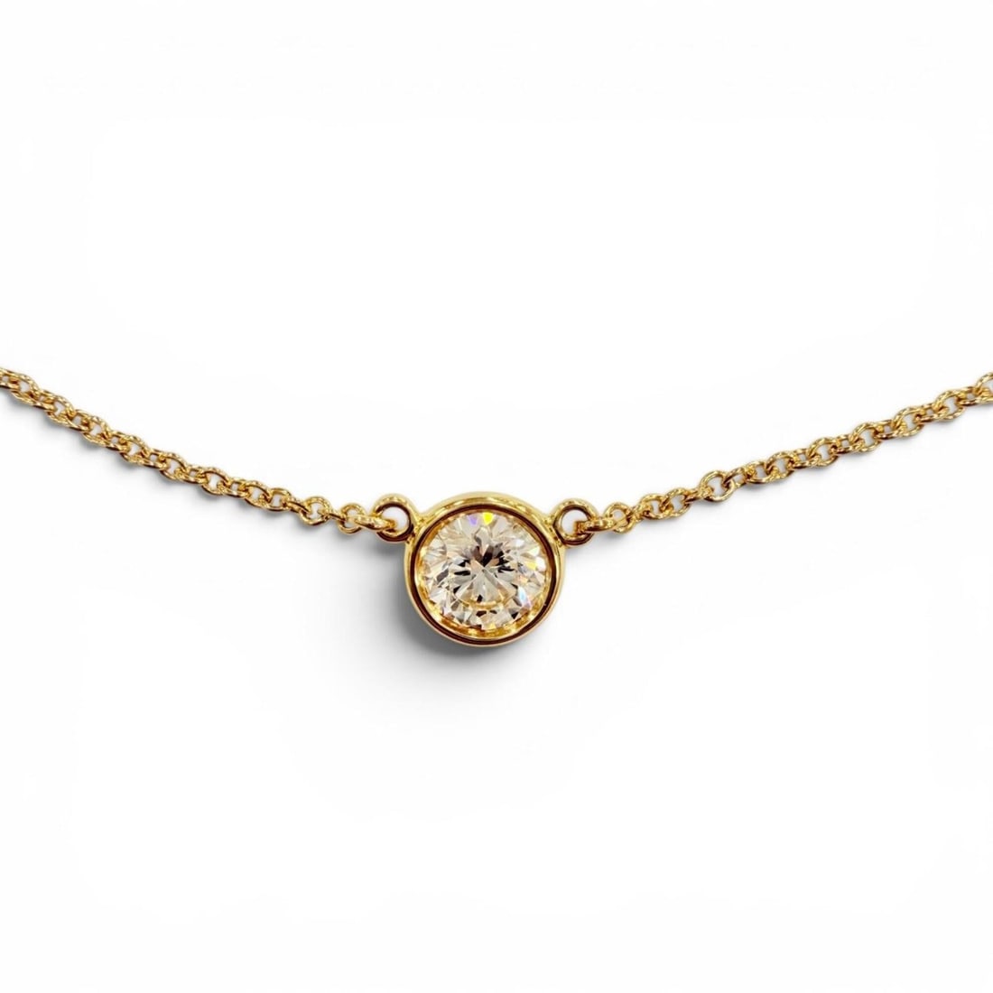 TIFFANY&Co. Tiffany 30883543 By the Yard AU750 (YG) Necklace with 1 Diamond (approx. 0.18ct),: --- Catalog ---Category: SizePendant Size: 5.3mm / 0.2''Neck Circumference: 42 cm / 16.53''Category: DesignColor: Yellow goldStone: DiamondGender: WomenMaterial: Yellow gold (18K)Weight (ct.): 0.18Nec