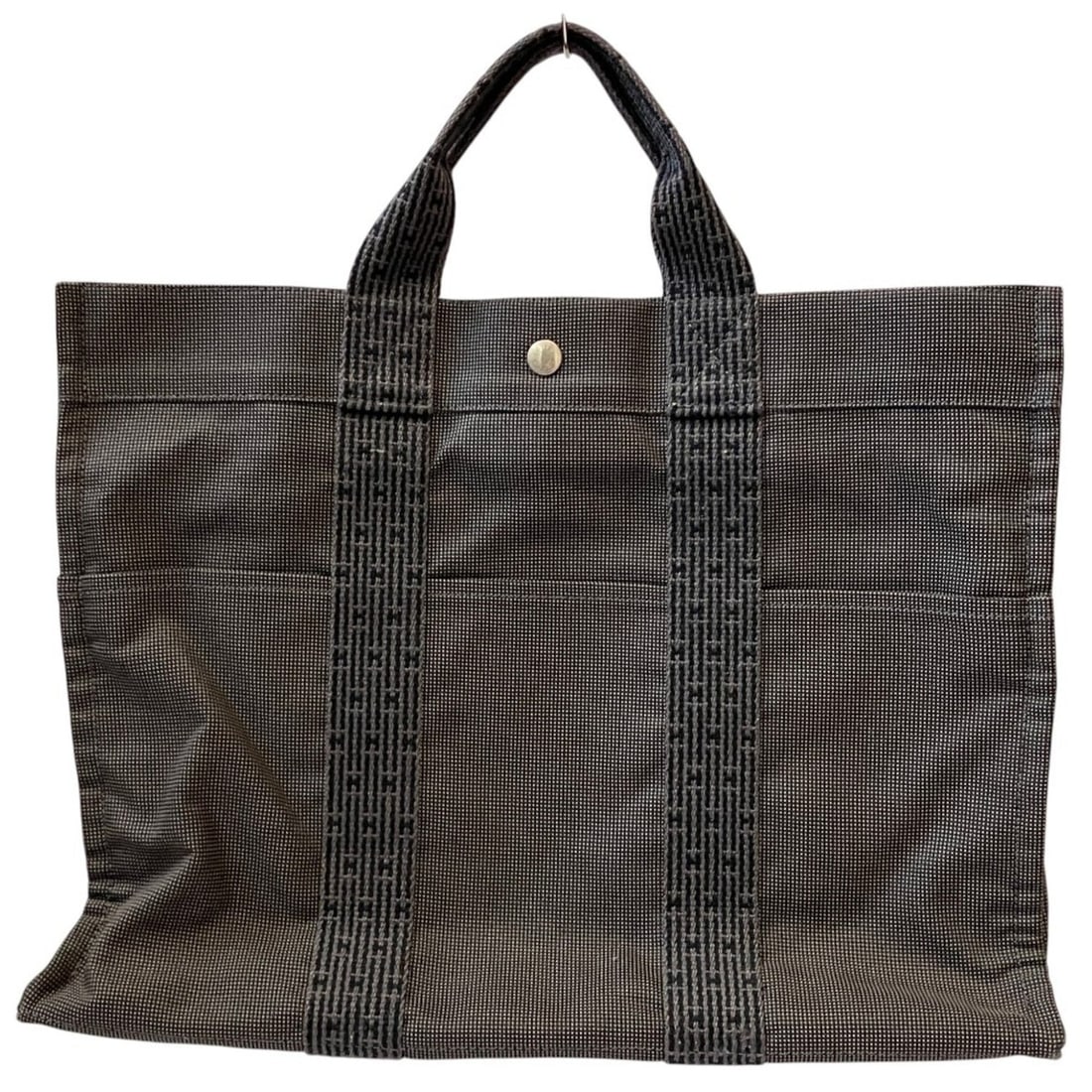 HERMES Hermes Herline MM Canvas Tote Bag, Black, Women's: --- Catalog ---Category: SizeSize (HxWxD): 32cm x 42cm x 11cm / 12.59'' x 16.53'' x 4.33''Category: DesignType: Tote bagColor: BlackGender: WomenCategory: GeneralBrand: Hermes--- Item List ---Section: