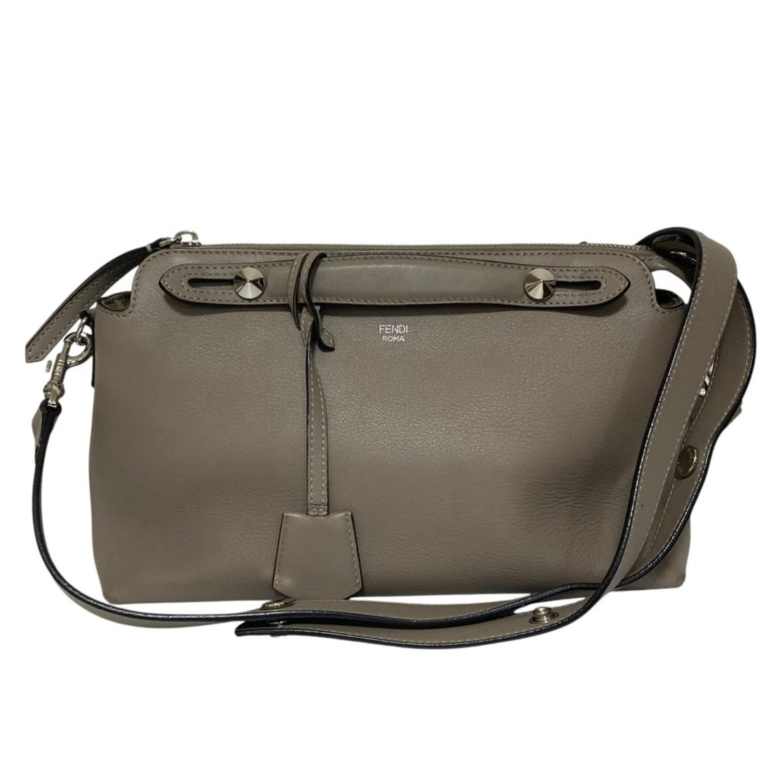 FENDI By The Way Medium Leather 2-Way Bag 8BL124 Greige (Women's): --- Catalog ---Category: SizeSize (HxWxD): 16cm x 31cm x 12cm / 6.29'' x 12.2'' x 4.72''Category: DesignType: Shoulder bagColor: GrayishGender: WomenMaterial: Leather Category: GeneralMPN: 8BL124Brand