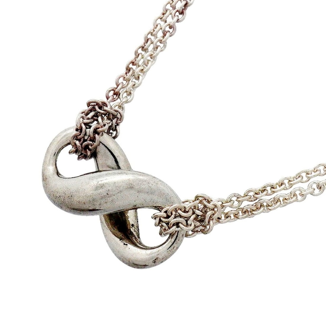 Tiffany & Co. Infinity Double Chain Necklace, Sterling Silver 925, Women's: --- Catalog ---Category: SizePendant Size: 9.6mm x 18mm / 0.37'' x 0.7''Neck Circumference: 41.5 cm / 16.33''Category: DesignGender: WomenMaterial: Silver 925Necklace Type: NecklaceCategory: GeneralBr