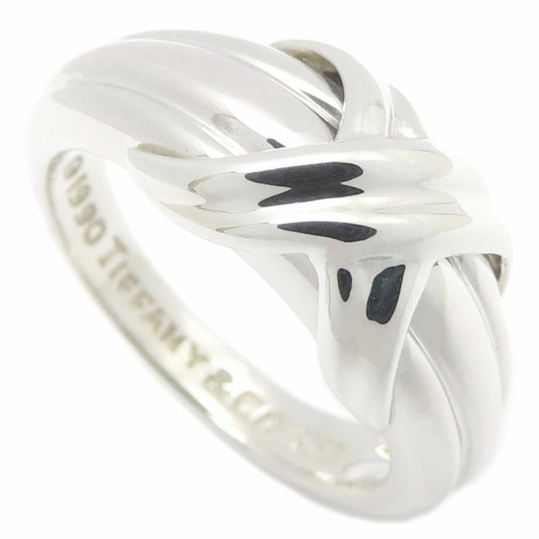 TIFFANY&Co. Signature Ring, Sterling Silver (SV925), Women's, Item Number 295778: --- Catalog ---Category: SizeWeight: 5g / 0.17oz.JP Size: 11.5US Size: 6Category: DesignType: Band ringGender: WomenMaterial: Silver 925Category: GeneralBrand: Tiffany--- Item List ---Section: Conditi