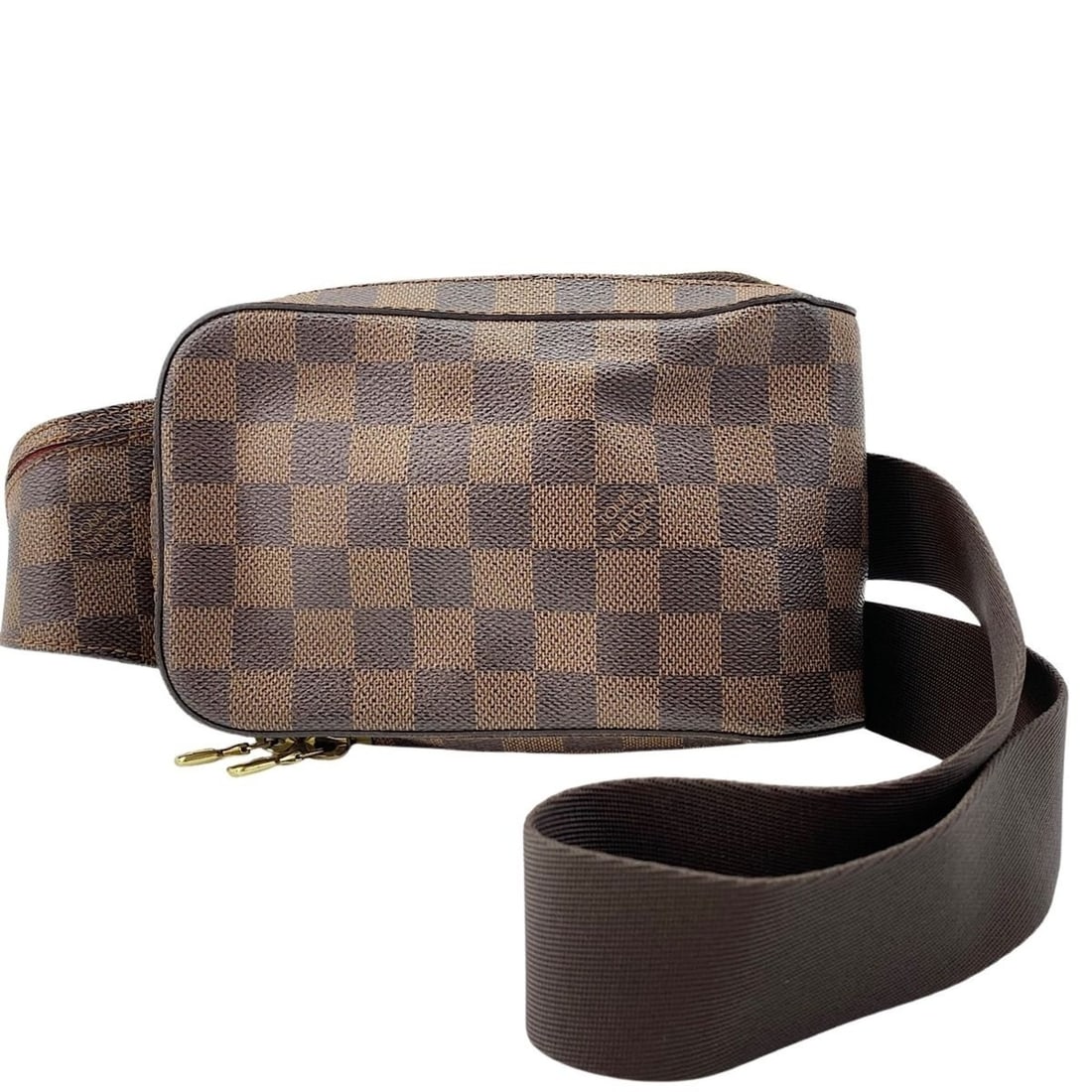 Louis Vuitton Geronimos Body Bag, Brown: --- Catalog ---Category: SizeSize (HxWxD): 12cm x 20cm x 5cm / 4.72'' x 7.87'' x 1.96''Category: DesignType: Sling bagColor: BrownGender: Men,WomenCategory: GeneralBrand: Louis Vuitton--- Item List --