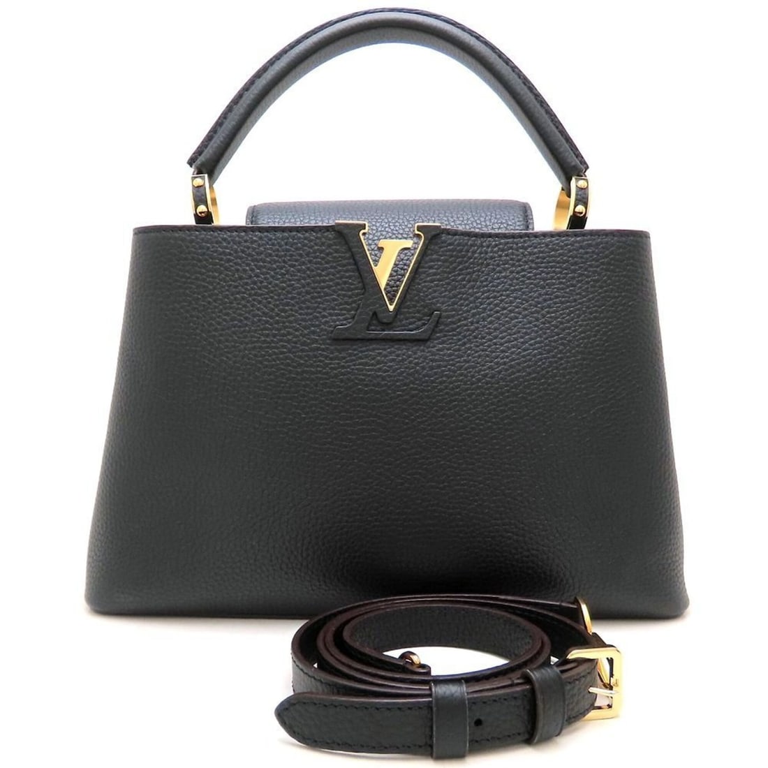 LOUIS VUITTON Capucines MM M42242 Taurillon Leather Handbag Noir Women's 353422: --- Catalog ---Category: SizeSize (HxWxD): 20cm x 31cm x 11cm / 7.87'' x 12.2'' x 4.33''Category: DesignType: HandbagColor: NoirGender: WomenClosure: FlapMaterial: Leather Leather/Fur Type: Taurillon 