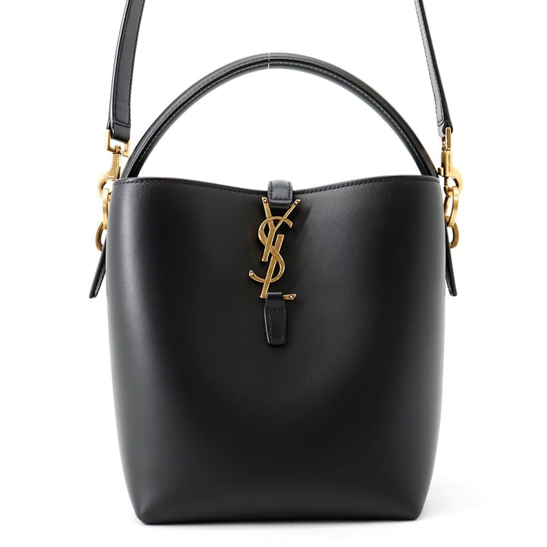 Yves Saint Laurent Saint Laurent Paris handbag LE 37 small calfskin 7490362 SAINT LAURENT PARIS: --- Catalog ---Category: SizeWeight: 540g / 1.19lb.Size (HxWxD): 19cm x 20.5cm x 14cm / 7.48'' x 8.07'' x 5.51''Strap Length: 94.5cm - 104.5cm / 37.2'' - 41.14''Category: DesignType: HandbagColor: Bla