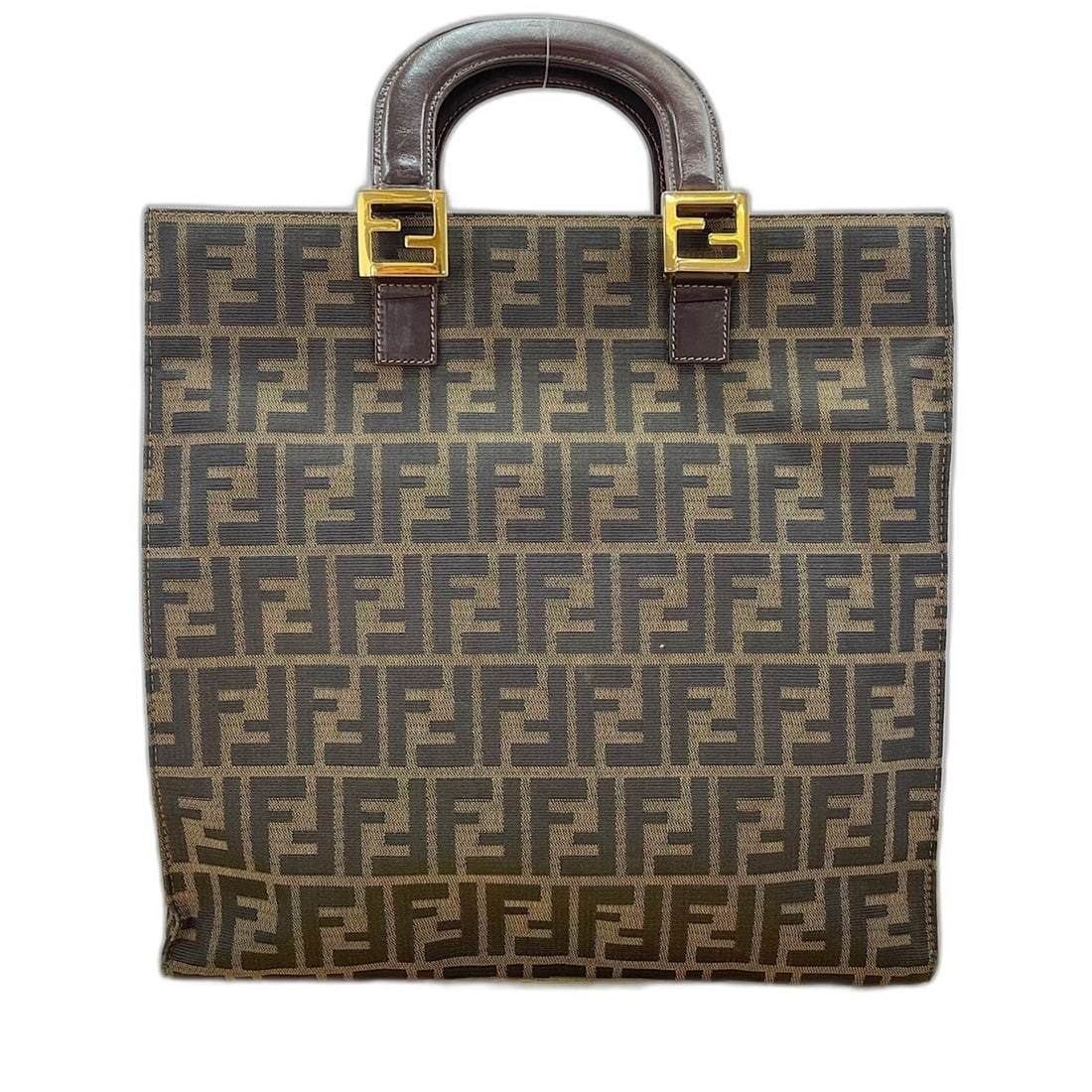 Fendi handbag, brown: --- Catalog ---Category: SizeHandle Drop: 8.00cm / 3.15''Size (HxWxD): 35cm x 33cm x 9cm / 13.77'' x 12.99'' x 3.54''Category: DesignType: HandbagColor: BrownGender: WomenCategory: GeneralBrand: Fendi