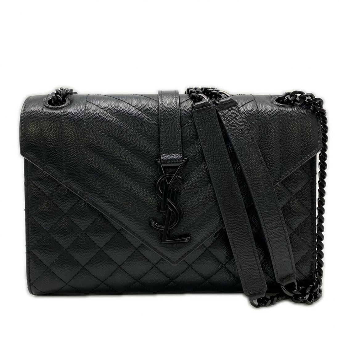 YVES SAINT LAURENT Mixed Matelassé Lambskin Envelope Medium Shoulder Bag 600185 Black Women's: --- Catalog ---Category: SizeSize (HxWxD): 17.5cm x 24cm x 8cm / 6.88'' x 9.44'' x 3.14''Strap Length: 120cm / 47.24''Category: DesignType: Shoulder bagColor: BlackGender: WomenClosure: FlapMaterial: 