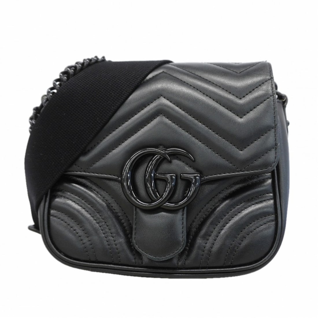Gucci GG Marmont 739681 Leather Handbag, Black, 2-way Bag for Women: --- Catalog ---Category: SizeSize (HxWxD): 17cm x 18.5cm x 7.5cm / 6.69'' x 7.28'' x 2.95''Category: DesignType: HandbagColor: BlackGender: WomenMaterial: Leather Hardware Color: SilverCategory: Gener