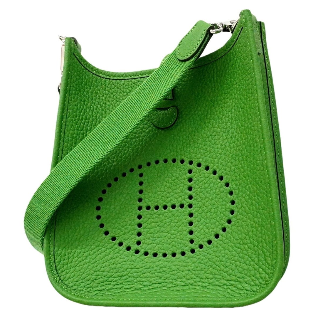 Hermes Shoulder Bag Evelyne TPM Taurillon Clemence Vert Yucca G Stamp Women's: --- Catalog ---Category: SizeSize (HxWxD): 18.5cm x 17.5cm x 5cm / 7.28'' x 6.88'' x 1.96''Category: DesignType: Shoulder bagColor: GreenGender: WomenMaterial: Taurillon clemence leather Hardware Colo