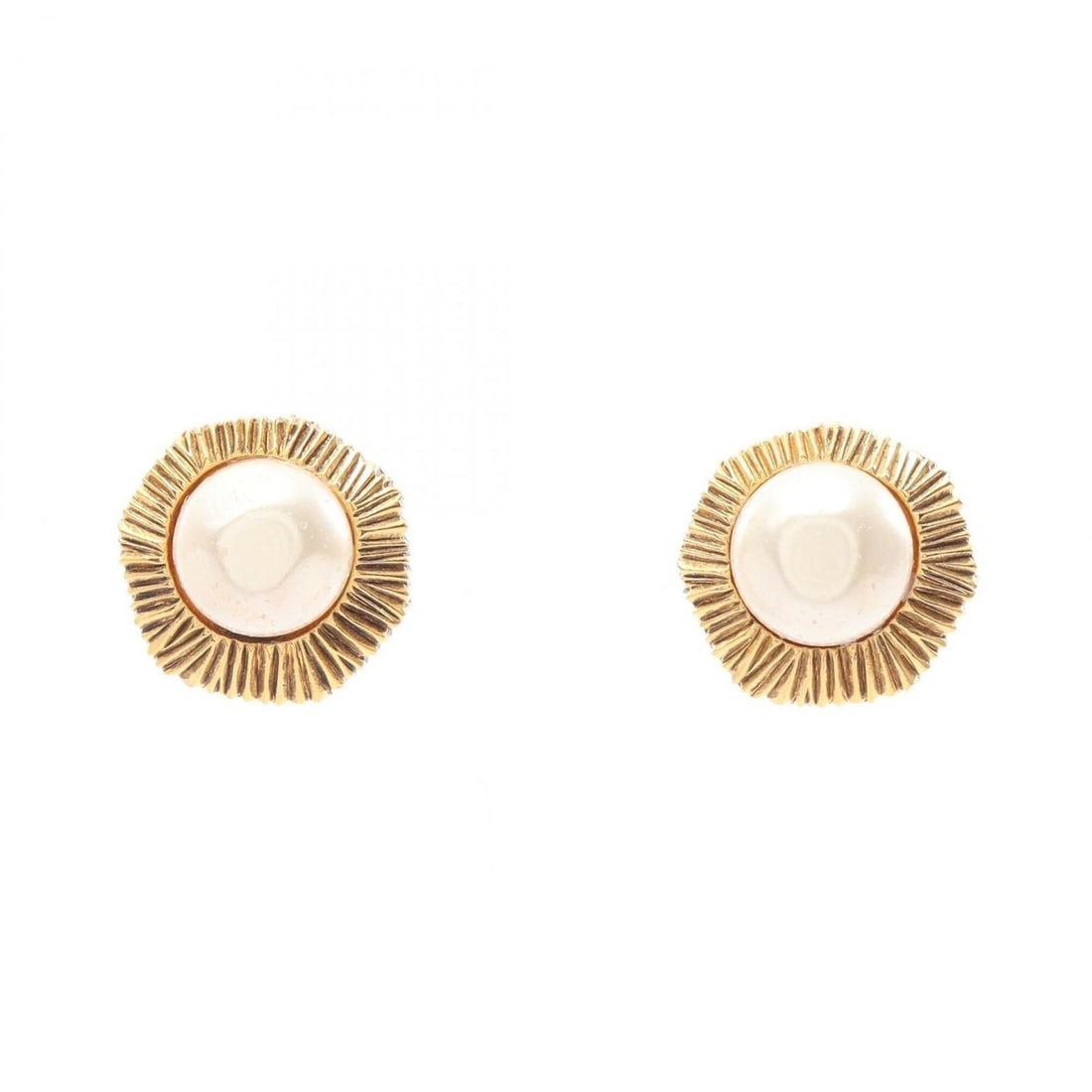 Chanel Statement Earrings, Gold Plated (GP), Faux Pearl, Women's, Gold/White Tones: --- Catalog ---Category: SizeSize (HxWxD): 21.00mm x 22.00mm / 0.83'' x 0.87''Category: DesignType: Clip earringsColor: Gold, WhiteGender: WomenMaterial: Gold platingCategory: GeneralBrand: Chanel--- 