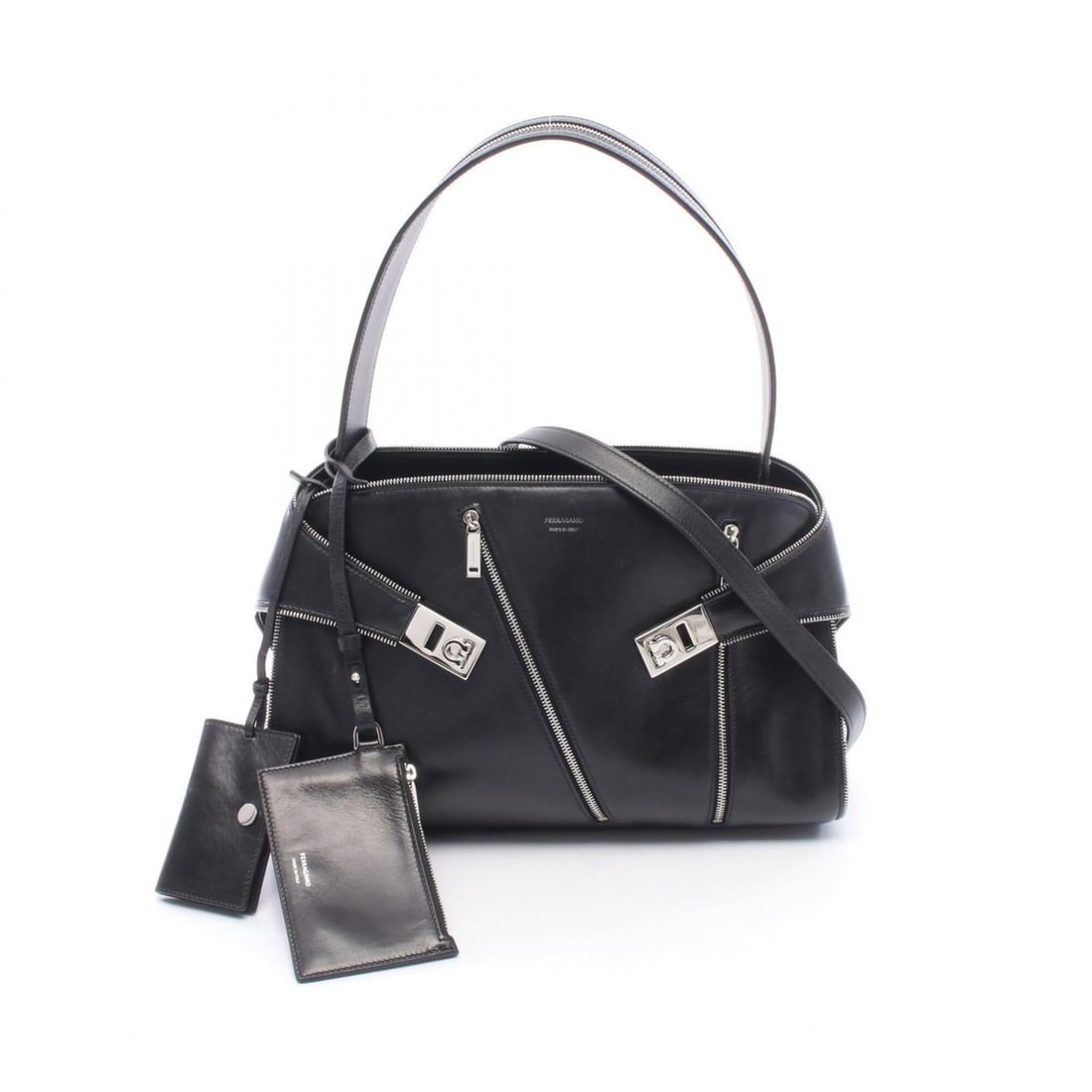 Salvatore Ferragamo HUG Soft Medium Shoulder Bag Handbag Leather Women's Black 21A444: --- Catalog ---Category: SizeSize (HxWxD): 21cm x 33.5cm x 14.5cm / 8.26'' x 13.18'' x 5.7''Category: DesignType: Handbag, Shoulder bagColor: BlackGender: WomenMaterial: Leather Category: GeneralMPN: 