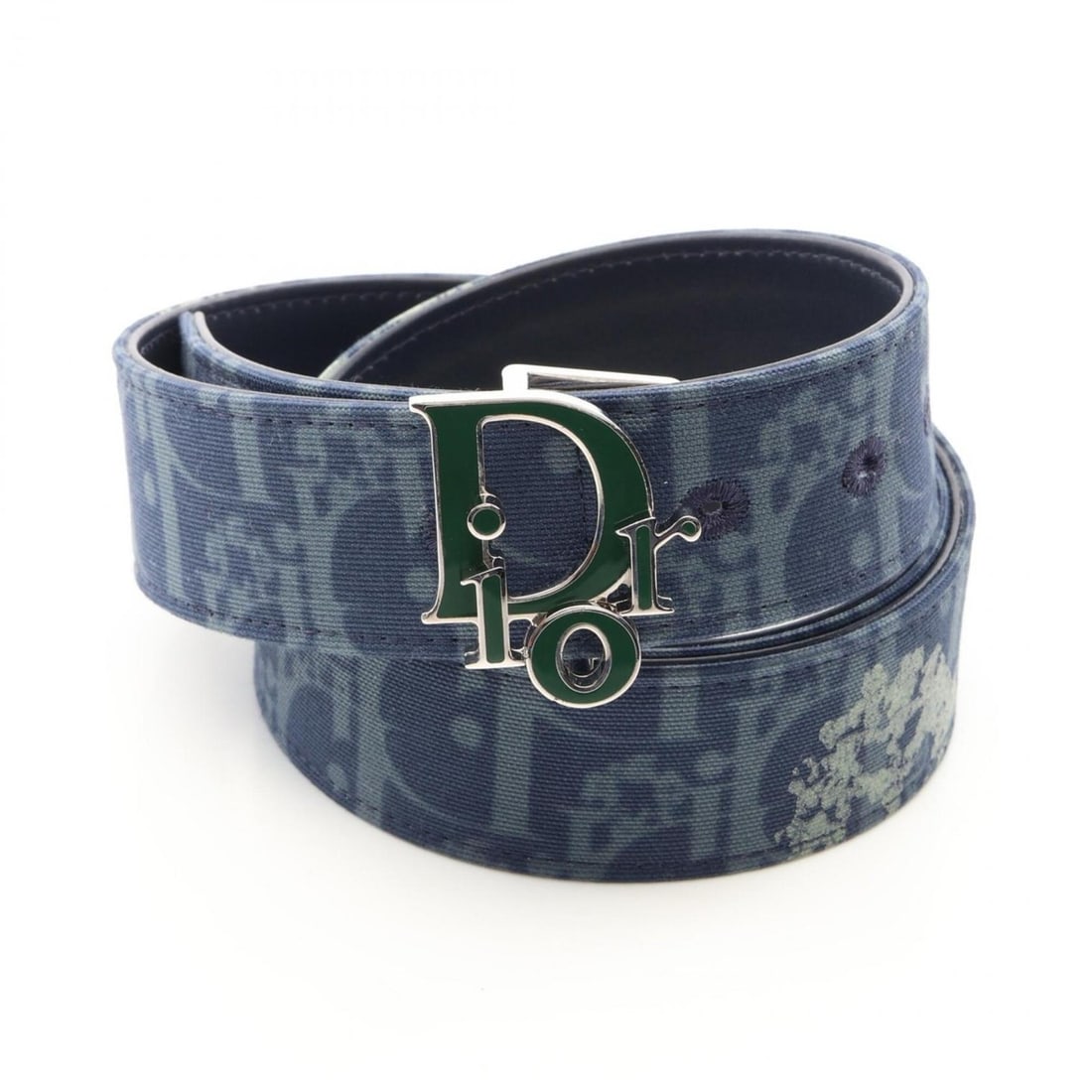Christian Dior Dior x Denim Tears Canvas Belt for Men (Navy/Green): --- Catalog ---Category: SizeLength: 94.5cm / 37.2''Category: DesignType: Standard beltColor: Green, NavyGender: MenMaterial (Strap): Canvas Category: GeneralBrand: Christian Dior--- Item List ---Sect