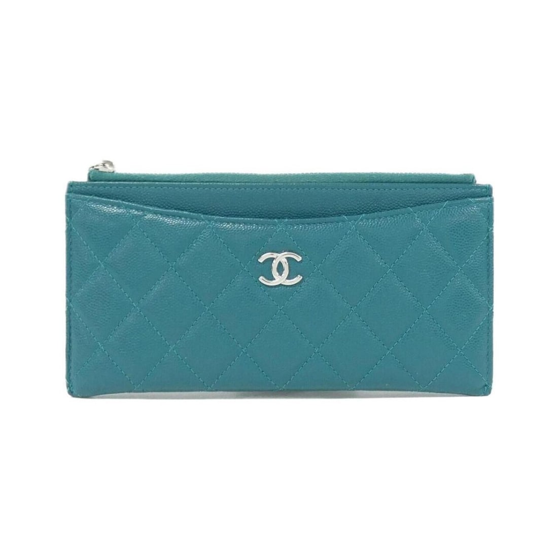 Chanel handbag pouch: --- Catalog ---Category: SizeSize (HxWxD): 10cm x 19.5cm x 1cm / 3.93'' x 7.67'' x 0.39''Category: DesignType: Handbag, PouchColor: GreenGender: WomenMaterial: Grained Calfskin Hardware Color: