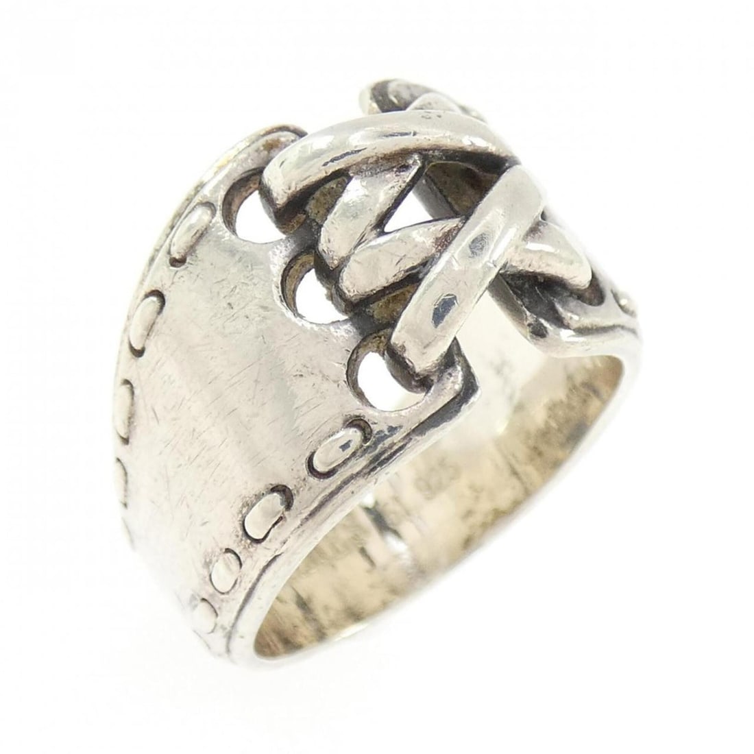 Hermes Mexico Ring: --- Catalog ---Category: SizeUS Size: 6Brand Size: 51Category: DesignType: Band ringColor: SilverGender: WomenMaterial: Silver 925Category: GeneralBrand: Hermes--- Item List ---Section: ConditionRanki