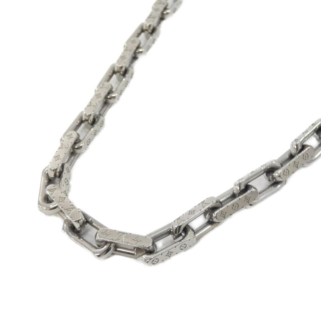 Louis Vuitton Collier Chain Monogram M00307 Necklace: --- Catalog ---Category: SizeNeck Circumference: 55 cm / 21.65''Category: DesignColor: SilverGender: Women,MenNecklace Type: NecklaceCategory: GeneralMPN: M00307Brand: Louis Vuitton--- Item List ---Se