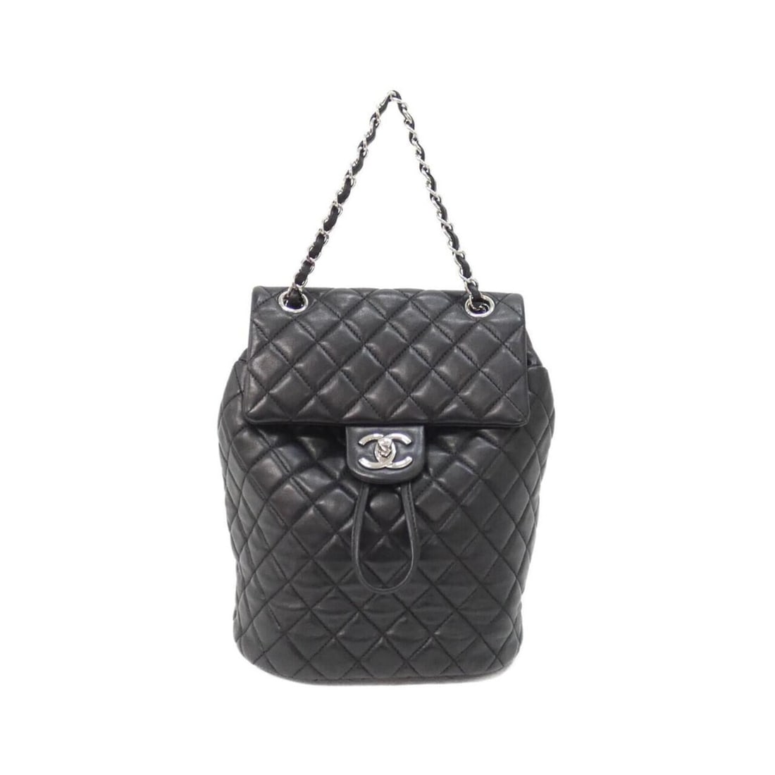 Chanel 91121 Backpack: --- Catalog ---Category: SizeSize (HxWxD): 24cm x 20cm x 12cm / 9.44'' x 7.87'' x 4.72''Category: DesignType: BackpackColor: BlackGender: WomenMaterial: Leather Hardware Color: SilverLeather/Fur