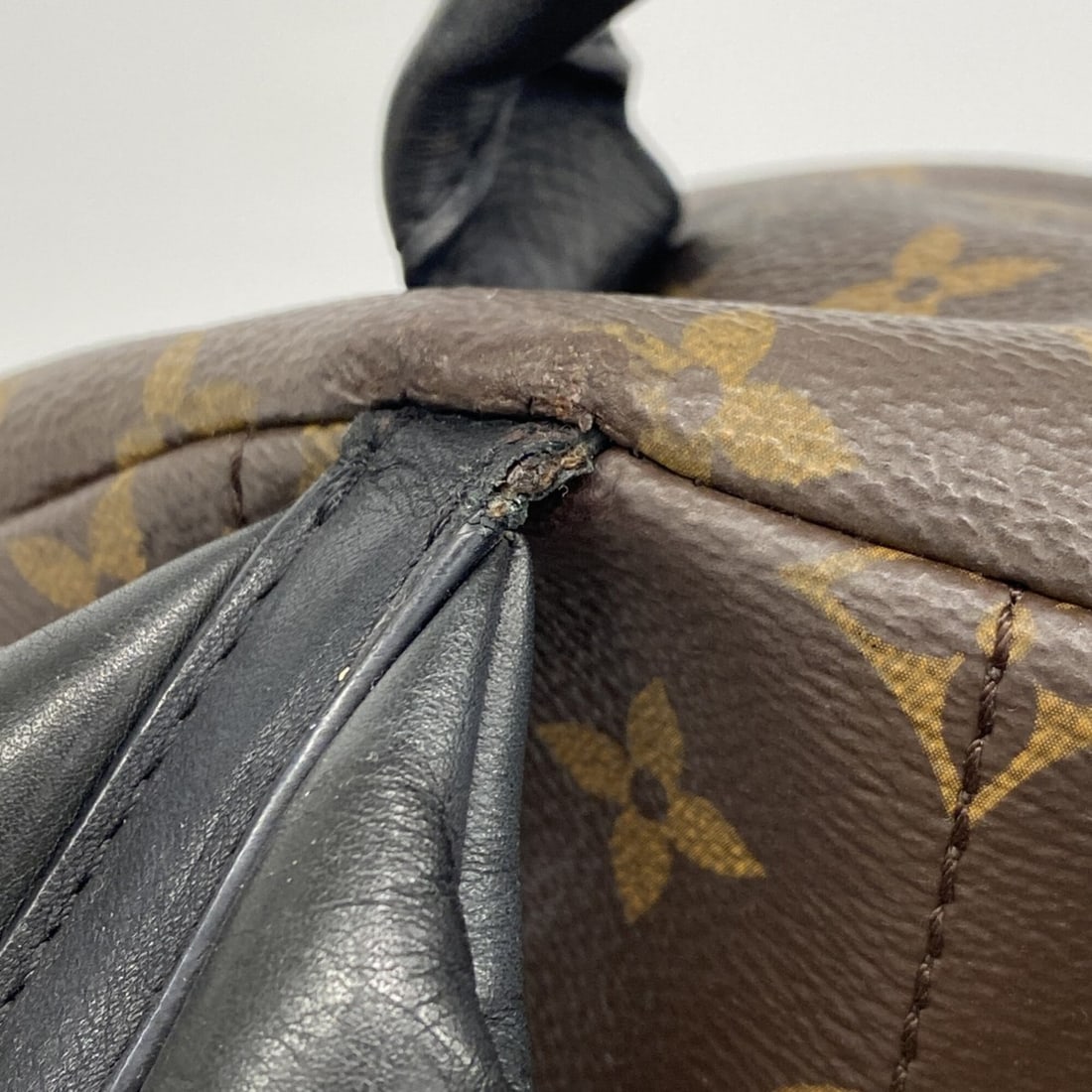 Chanel 91121 Backpack - 8