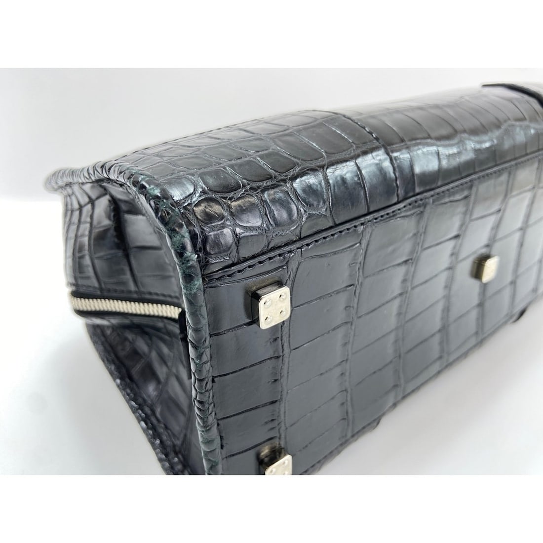 LOEWE Amazona 28 Handbag, Black - 8