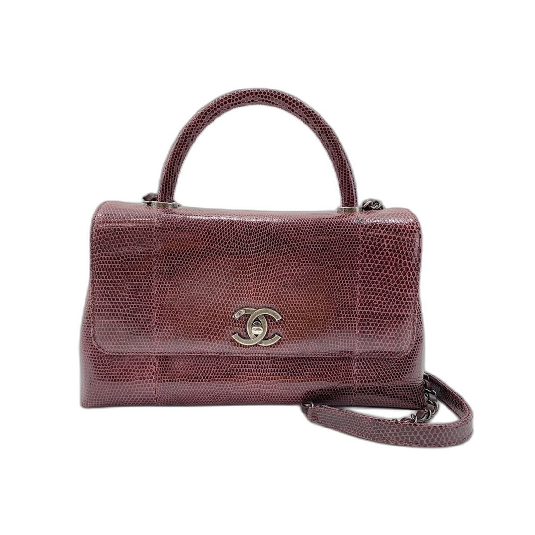 CHANEL 28 Shoulder Bag, Wine Red: --- Catalog ---Category: SizeSize (HxWxD): 17cm x 29cm x 11cm / 6.69'' x 11.41'' x 4.33''Category: DesignType: Shoulder bagColor: Red color, WineGender: WomenCategory: GeneralBrand: Chanel--- Item Lis