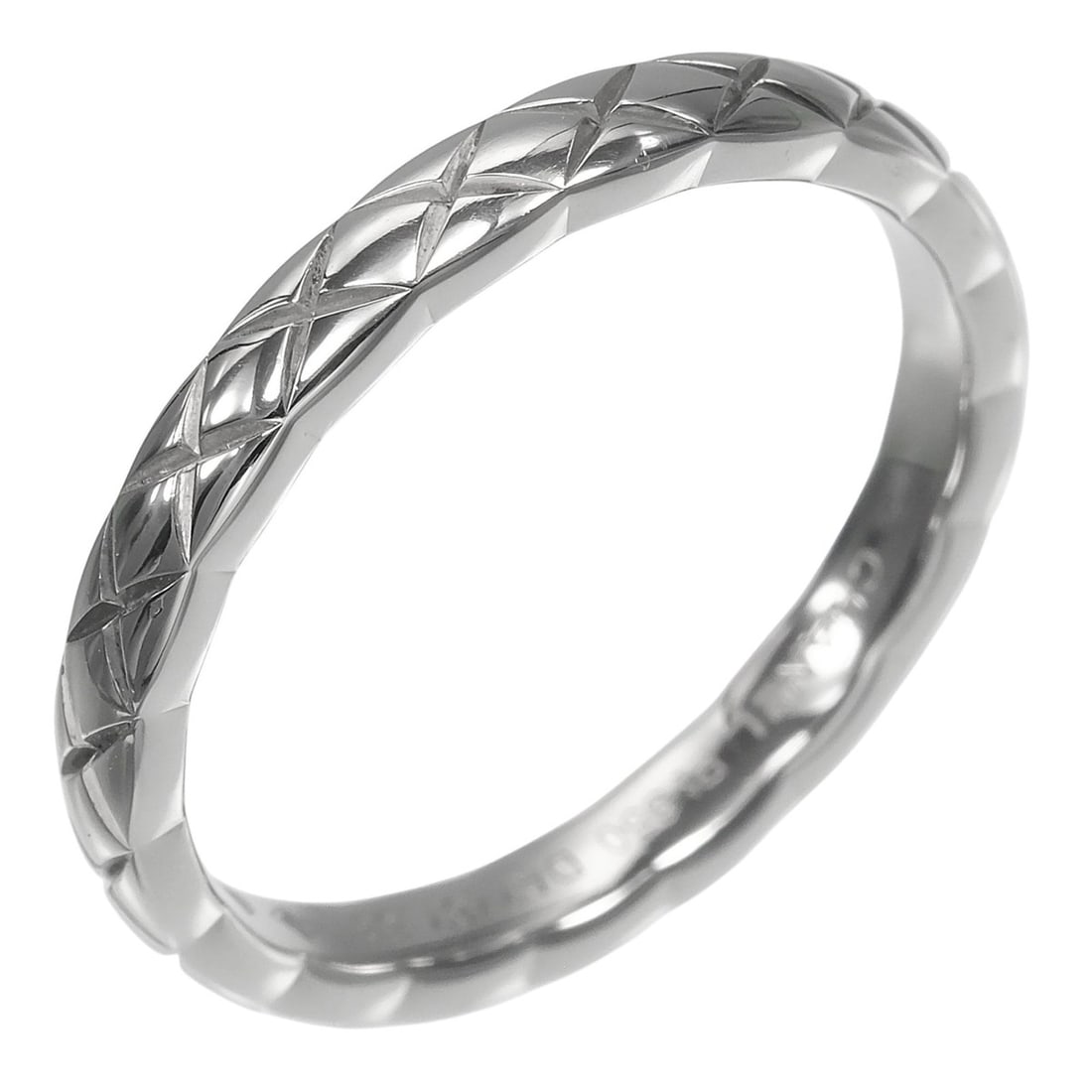 Chanel Coco Crush Small Model Ring, Size 12, Platinum 950, Approx. 4.31g.: --- Catalog ---Category: SizeWidth: 2.77mm / 0.11''Weight: 4.31g / 0.15oz.JP Size: 12US Size: 6.5Brand Size: 53Inner Diameter: 16.87mm / 0.66''Category: DesignType: Band ringMetal: PlatinumGender: Wom