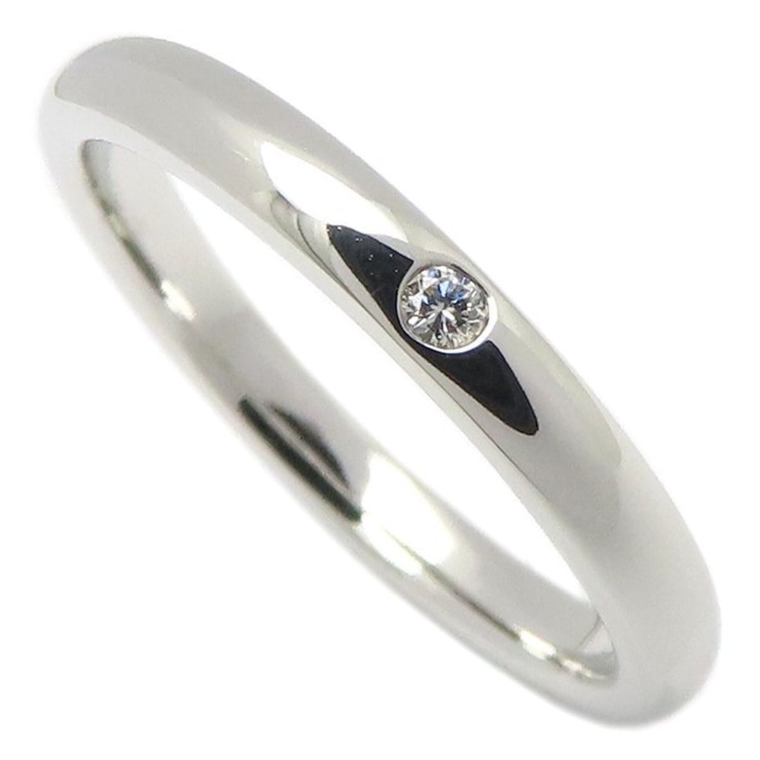 TIFFANY&Co. Tiffany Stacking Band Ring, 1P Diamond, Pt950, Women's, 61096892 295819: --- Catalog ---Category: SizeWidth: 2.6mm / 0.1''Weight: 5.2g / 0.18oz.JP Size: 14US Size: 7Category: DesignType: Band ringStone: DiamondGender: WomenMaterial: Platinum 950Category: GeneralBrand: Tiff