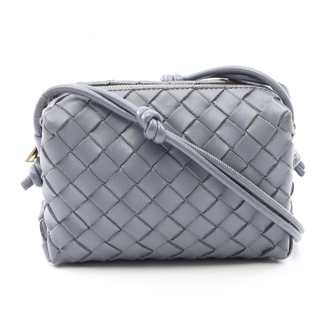 Bottega Veneta Loop Intrecciato Shoulder Bag/Handbag, Leather, Women's, Gray, 680254: --- Catalog ---Category: SizeSize (HxWxD): 11cm x 17cm x 7cm / 4.33'' x 6.69'' x 2.75''Category: DesignType: Handbag, Shoulder bagColor: GrayGender: WomenMaterial: Intrecciato Category: GeneralMPN: 68