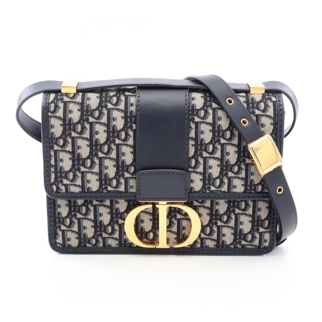 Christian Dior Dior 30 Montaigne Oblique Shoulder Bag/Handbag, Canvas and Leather, Women's,: --- Catalog ---Category: SizeSize (HxWxD): 18cm x 24cm x 7cm / 7.08'' x 9.44'' x 2.75''Category: DesignType: Handbag, Shoulder bagColor: Beige, NavyGender: WomenMaterial: Canvas , Leather Category: Ge