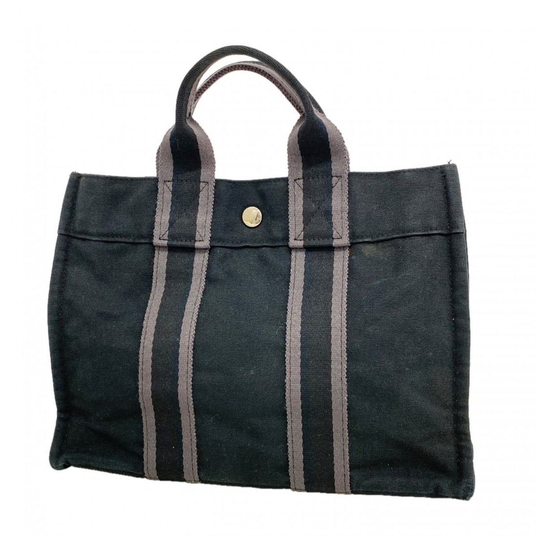 Hermes Fourre-Tout PM Canvas Tote Bag, Black, Women's: --- Catalog ---Category: SizeSize (HxWxD): 23cm x 30cm x 8cm / 9.05'' x 11.81'' x 3.14''Category: DesignType: Tote bagColor: BlackGender: WomenMaterial: Canvas Hardware Color: SilverCategory: GeneralB