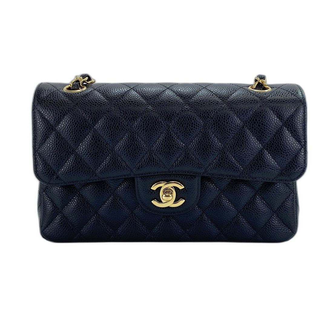 CHANEL Matelassé 23 Shoulder Bag, Black: --- Catalog ---Category: SizeSize (HxWxD): 13cm x 23cm x 6cm / 5.11'' x 9.05'' x 2.36''Strap Length: 52cm / 20.47''Category: DesignType: Shoulder bagColor: BlackGender: WomenSeason: VintageCategory: G