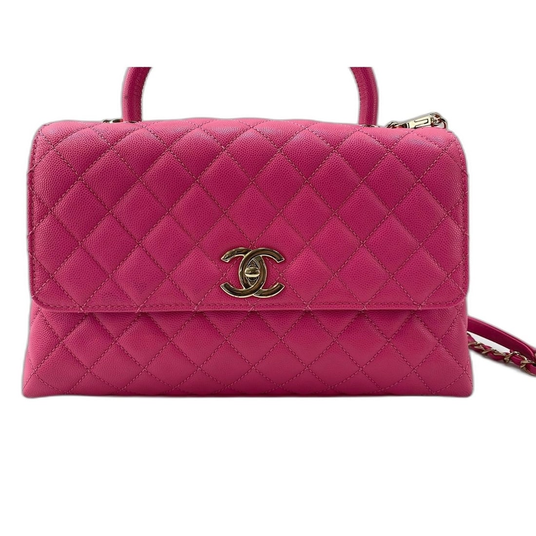 CHANEL Coco Handle Matelassé Handbag Pink: --- Catalog ---Category: SizeSize (HxWxD): 18cm x 28cm x 12cm / 7.08'' x 11.02'' x 4.72''Category: DesignType: HandbagColor: PinkGender: WomenCategory: GeneralBrand: Chanel--- Item List ---Section: