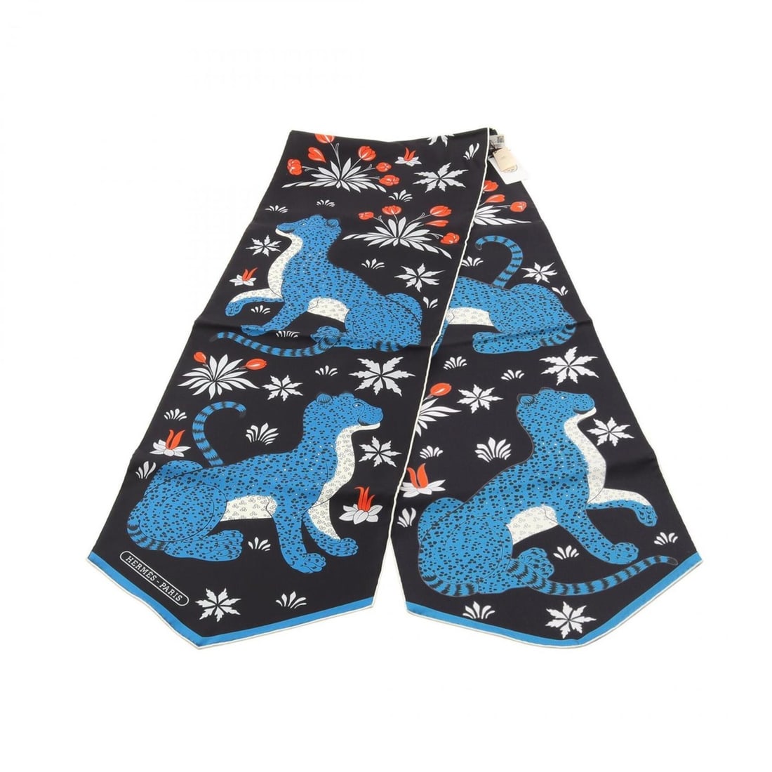 Hermes ECHARPE DE SOIE LES LEOPARDS Scarf/Muffler, Silk, Women's, Black/Blue: --- Catalog ---Category: SizeSize (LxW): 1.78m x 30cm / 70.07'' x 11.81''Category: DesignType: ScarfColor: Black, BlueGender: WomenMaterial: Silk Category: GeneralBrand: Hermes--- Item List ---Section