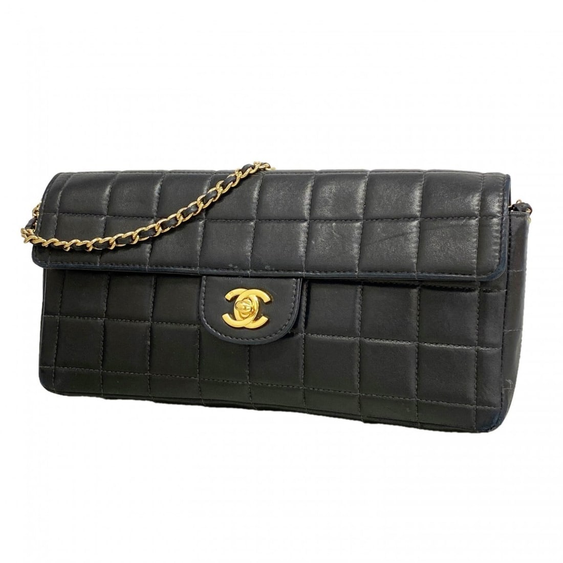 Chanel Chocolate Bar Chain Shoulder Bag, Lambskin, Black, Women's: --- Catalog ---Category: SizeSize (HxWxD): 13cm x 25.5cm x 4cm / 5.11'' x 10.03'' x 1.57''Category: DesignType: Shoulder bagColor: BlackGender: WomenMaterial: Leather Hardware Color: GoldLeather/Fur T