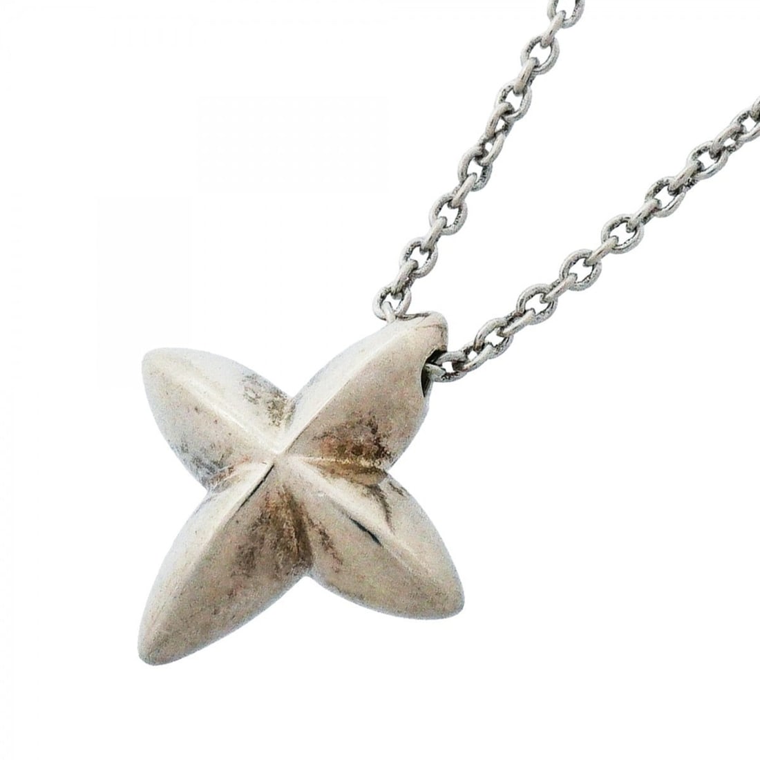Tiffany & Co. Sirius Star Necklace, Sterling Silver 925, Women's: --- Catalog ---Category: SizePendant Size: 13.3mm x 12.5mm / 0.52'' x 0.49''Neck Circumference: 41 cm / 16.14''Category: DesignGender: WomenMaterial: Silver 925Necklace Type: NecklaceCategory: General
