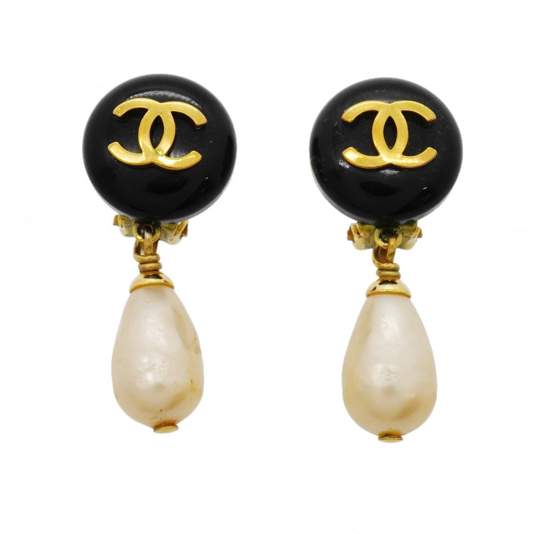 Chanel earrings, Coco Mark design, GP plated, faux pearl, gold, black, women's.: --- Catalog ---Category: SizeSize (HxWxD): 36.60mm x 15.30mm / 1.44'' x 0.60''Category: DesignType: Clip earringsColor: Black, GoldGender: WomenMaterial: Gold platingCategory: GeneralBrand: Chanel--- 