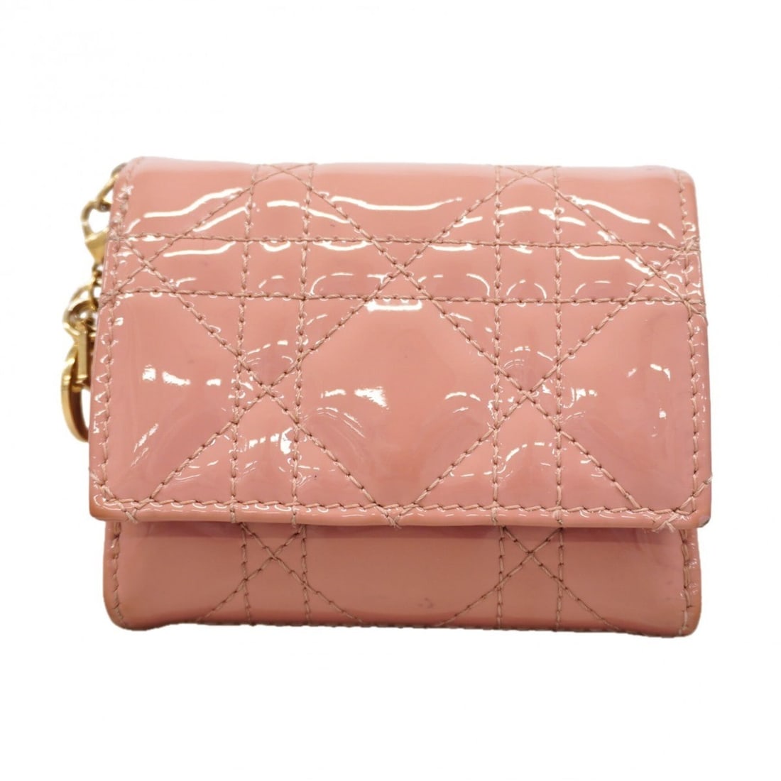Christian Dior Tri-fold Wallet, Cannage Enamel Pink, Women's: --- Catalog ---Category: SizeSize (HxWxD): 9cm x 10cm x 2.5cm / 3.54'' x 3.93'' x 0.98''Category: DesignType: Wallet (tri-fold)Color: PinkGender: WomenCategory: GeneralBrand: Christian Dior--- Item Li