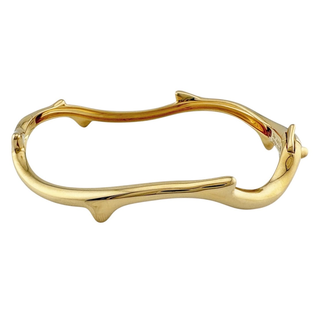 Christian Dior Dior Bois de Rose Bangle, 18K Yellow Gold, Women's.: --- Catalog ---Category: SizeLength: 17cm / 6.69''Category: DesignType: Charm braceletColor: GoldGender: WomenMaterial: Yellow gold (18K)Category: GeneralBrand: Christian DiorCountry of Origin: France
