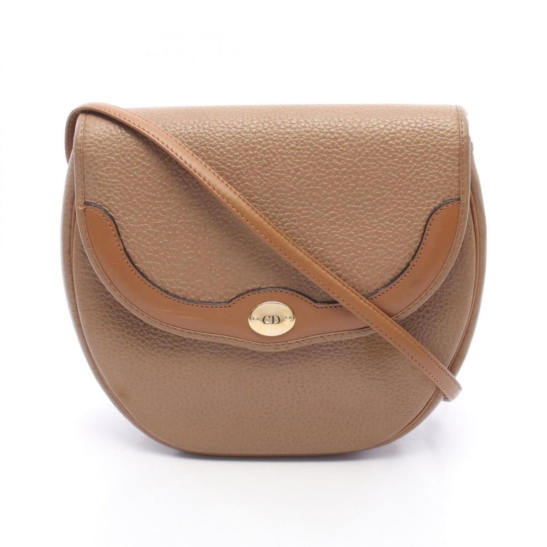 Christian Dior Dior CD hardware shoulder bag/handbag, leather, women's, brown.: --- Catalog ---Category: SizeSize (HxWxD): 19.5cm x 22cm x 7cm / 7.67'' x 8.66'' x 2.75''Category: DesignType: Handbag, Shoulder bagColor: BrownGender: WomenMaterial: Leather Category: GeneralBrand: C
