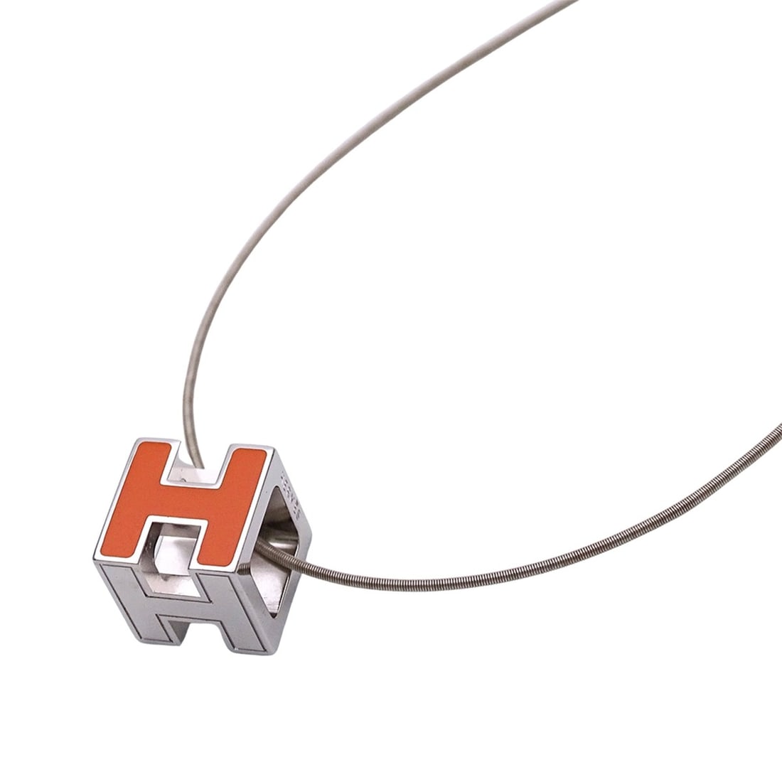 Hermes HERMES Necklace for Women, Brand Name, Cage d'H H Cube, Orange Silver: --- Catalog ---Category: SizePendant Size: 11.8mm x 11.9mm / 0.46'' x 0.46''Neck Circumference: 43 cm / 16.92''Category: DesignColor: Orange, SilverGender: WomenNecklace Type: NecklaceCategory: Genera