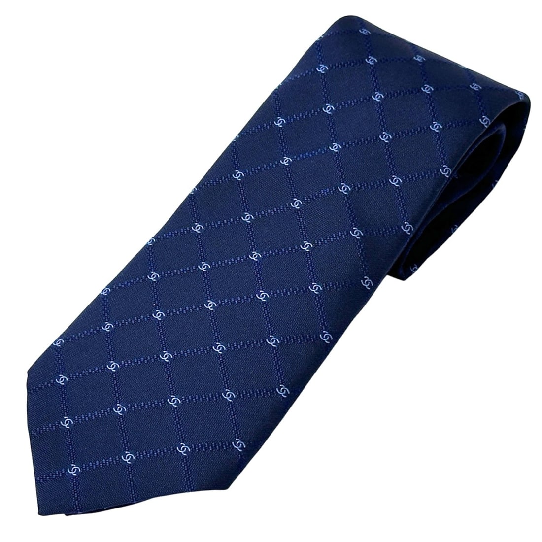 Chanel tie, Coco Mark, men's, brand name, silk, navy.: --- Catalog ---Category: SizeWidth: 8.3cm / 3.26''Total Length: 147cm / 57.87''Category: DesignType: CravatColor: NavyGender: MenMaterial: Silk Category: GeneralBrand: ChanelCountry of Origin: Italy--