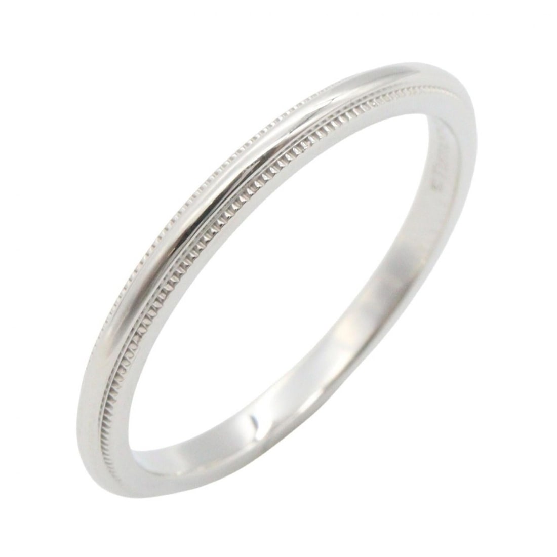 Tiffany & Co. Milgrain Ring, Platinum 950, Men's/Women's, Silver Tone: --- Catalog ---Category: SizeJP Size: 15.5US Size: 7.5Category: DesignType: Band ringColor: SilverGender: Men,WomenMaterial: Platinum 950Category: GeneralBrand: Tiffany--- Item List ---Section: Condit