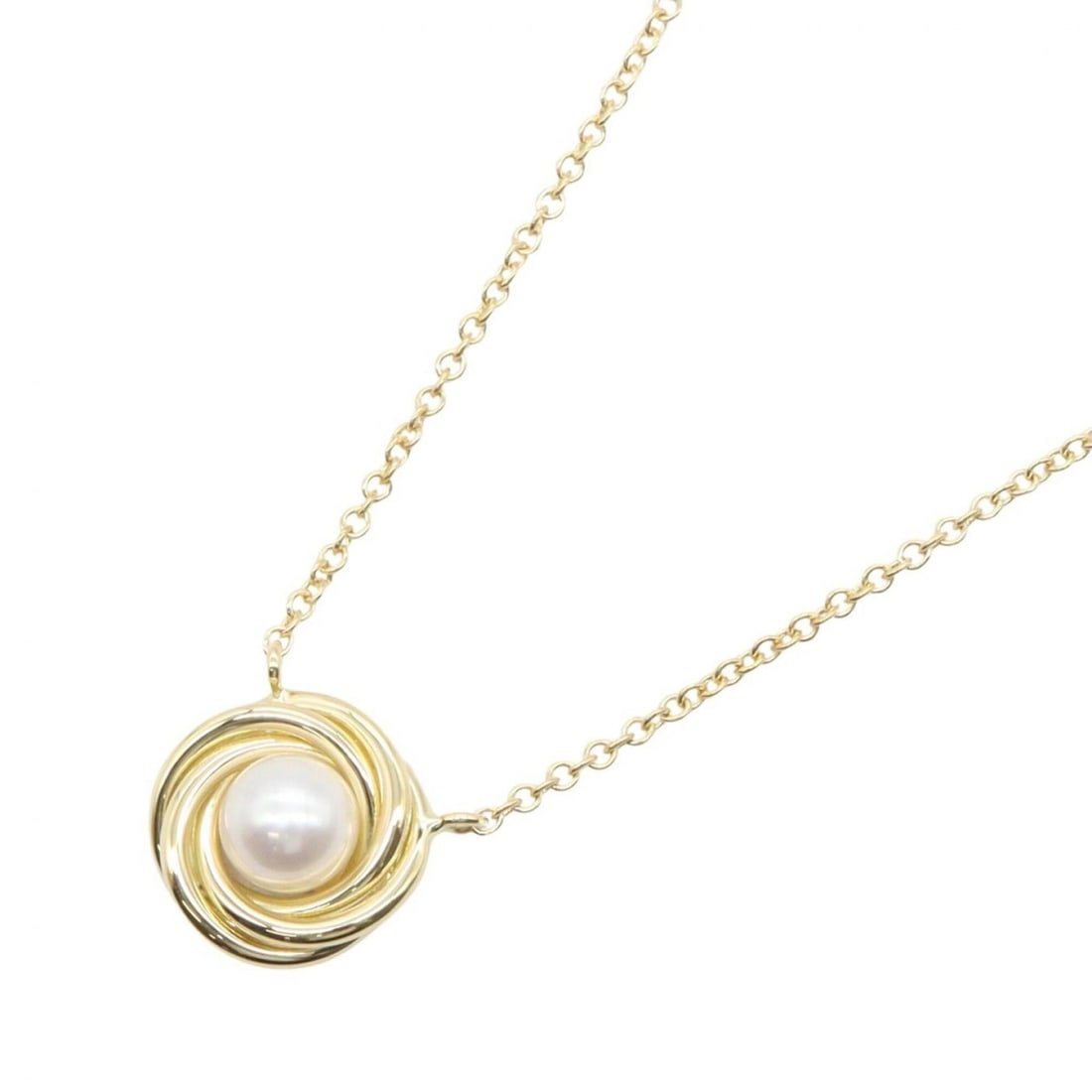 Tiffany & Co. Twist Circle Pearl Necklace, 18K (Yellow Gold), Pearl, Women's, Gold/White Tones: --- Catalog ---Category: SizePendant Size: 10mm x 10mm / 0.39'' x 0.39''Neck Circumference: 41.5 cm / 16.33''Category: DesignColor: Gold, WhiteGender: WomenMaterial: Yellow gold (18K)Necklace Type: Ne