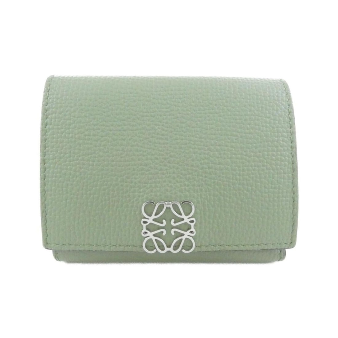 Loewe C821TR2X02 Wallet: --- Catalog ---Category: SizeSize (HxWxD): 8cm x 10cm x 3cm / 3.14'' x 3.93'' x 1.18''Category: DesignType: Wallet (tri-fold)Color: GreenGender: WomenMaterial: Leather Leather/Fur Type: CalfskinCatego