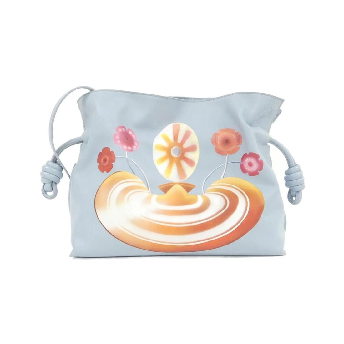Loewe Flamenco Clutch Handbag: --- Catalog ---Category: SizeSize (HxWxD): 24cm x 30cm x 10cm / 9.44'' x 11.81'' x 3.93''Category: DesignType: HandbagColor: Light blueGender: WomenMaterial: Leather Category: GeneralBrand: Loewe--- I