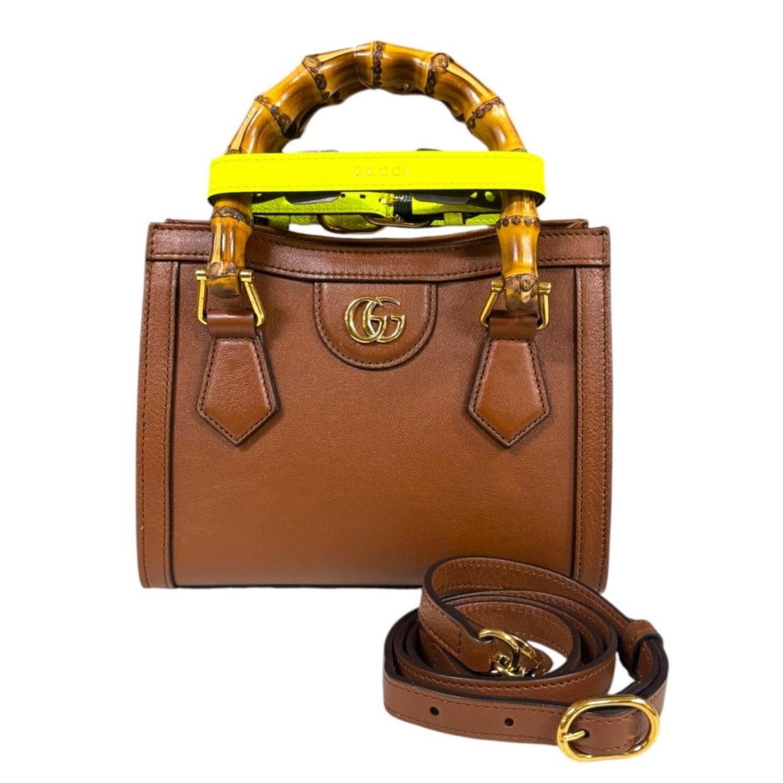 Gucci Diana Mini Tote Bamboo Shoulder Bag, Leather 655661, Brown, Women's, GUCCI 2-Way: --- Catalog ---Category: SizeSize (HxWxD): 16cm x 20cm x 9cm / 6.29'' x 7.87'' x 3.54''Category: DesignType: Shoulder bag, Tote bagColor: BrownGender: WomenMaterial: Leather Category: GeneralBrand: Gu