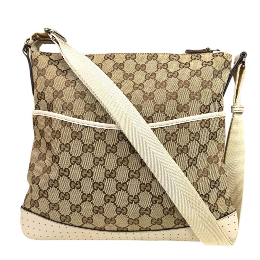Gucci GG Canvas Shoulder Bag, 145857, White, Women's, GUCCI: --- Catalog ---Category: SizeSize (HxWxD): 29cm x 31cm x 1cm / 11.41'' x 12.2'' x 0.39''Category: DesignType: Shoulder bagColor: Beige, WhiteGender: WomenMaterial: GG canvas Category: GeneralBrand: Gu