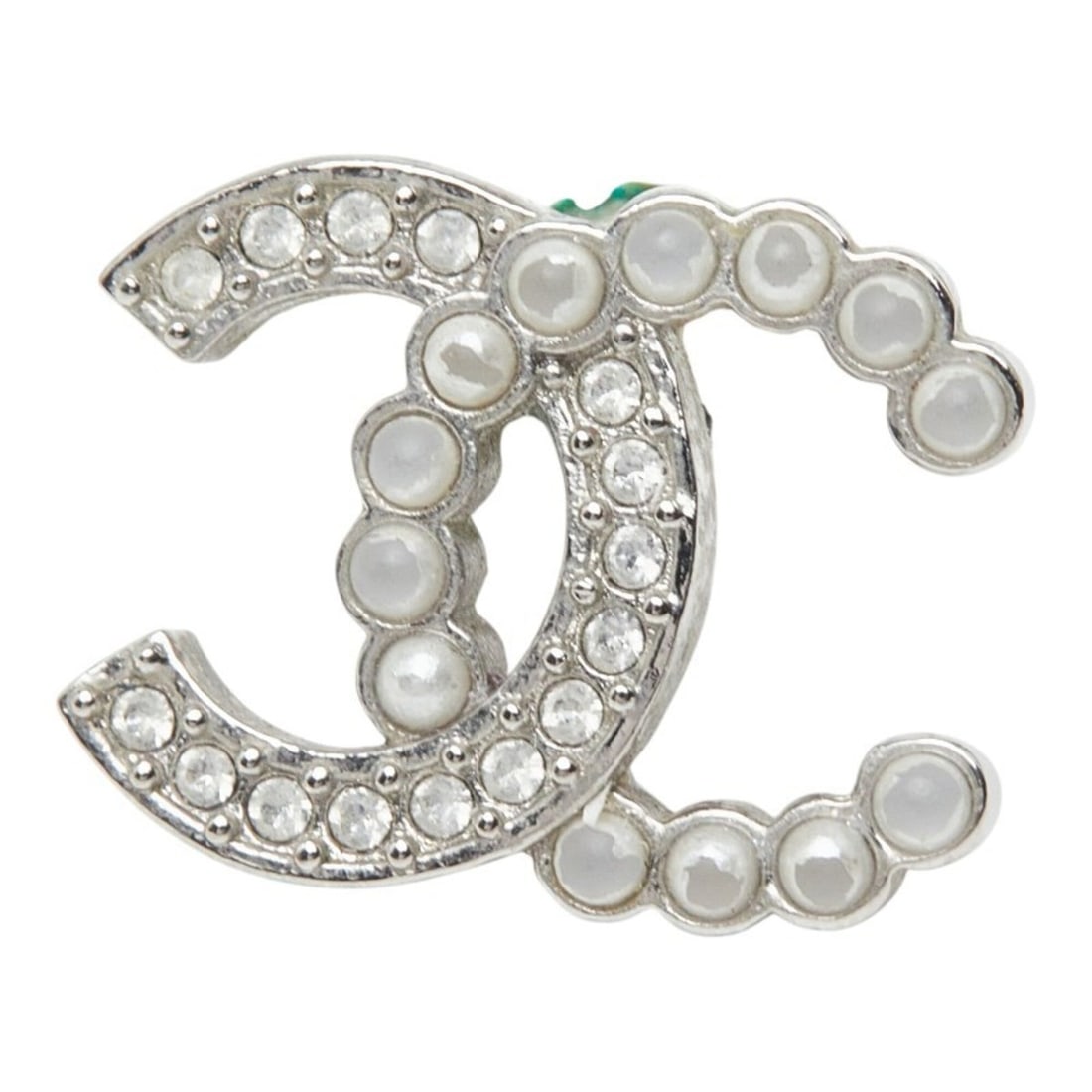 Chanel Coco Mark Single Stud Earring, B25V Stamped, Silver, Metal Rhinestone, Faux Pearl, Women's: --- Catalog ---Category: SizeSize (HxWxD): 12.00mm x 15.40mm / 0.47'' x 0.61''Category: DesignType: Stud earringsColor: SilverGender: WomenMaterial: Artificial pearl, Metal, RhinestoneSingle earring: 
