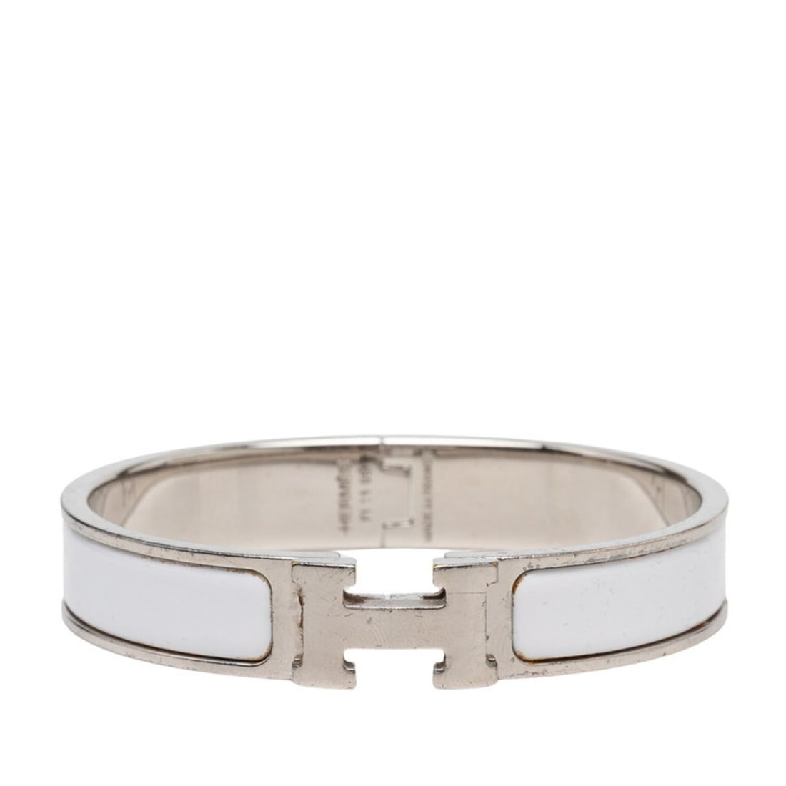 Hermes Click H GM Bracelet Bangle Silver White Metal Enamel Women's HERMES: --- Catalog ---Category: SizeLength: 17cm / 6.69''Category: DesignType: Charm braceletColor: Silver, WhiteGender: WomenMaterial: Enamel, MetalCategory: GeneralBrand: Hermes--- Item List ---Section: Co
